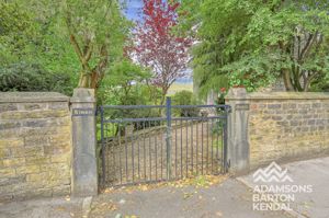 Photo 22- click for photo gallery